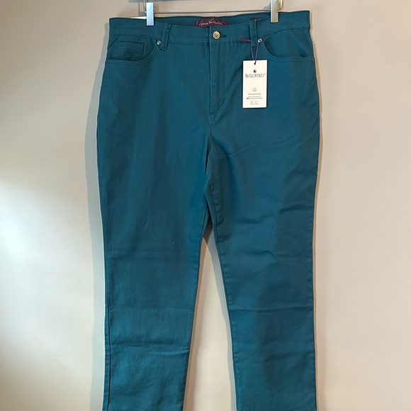 Blue Amanda Slimming Jeans Gloria Vanderbilt NWT Size 18 Short - Picture 10 of 10